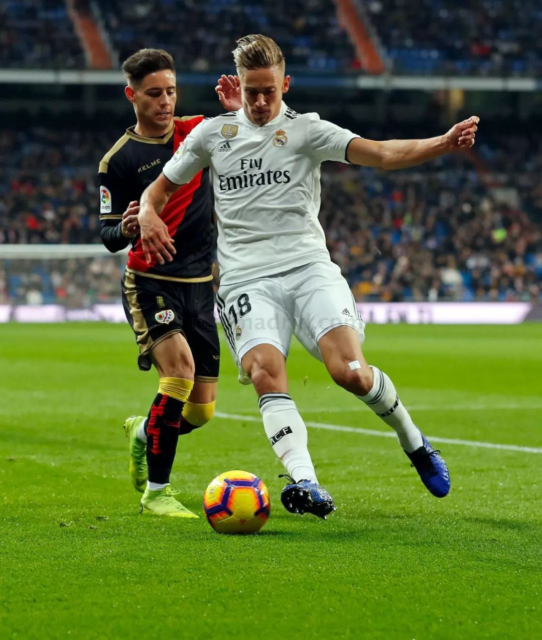 中国横扫加拿大,本泽马关键制胜 中国横扫加拿大,本泽马关键制胜