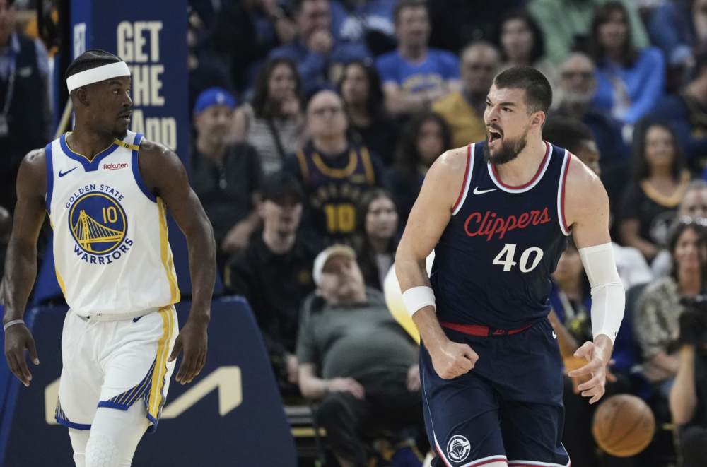 包含勇士B队险胜灰熊，拉塞尔统治全场的词条