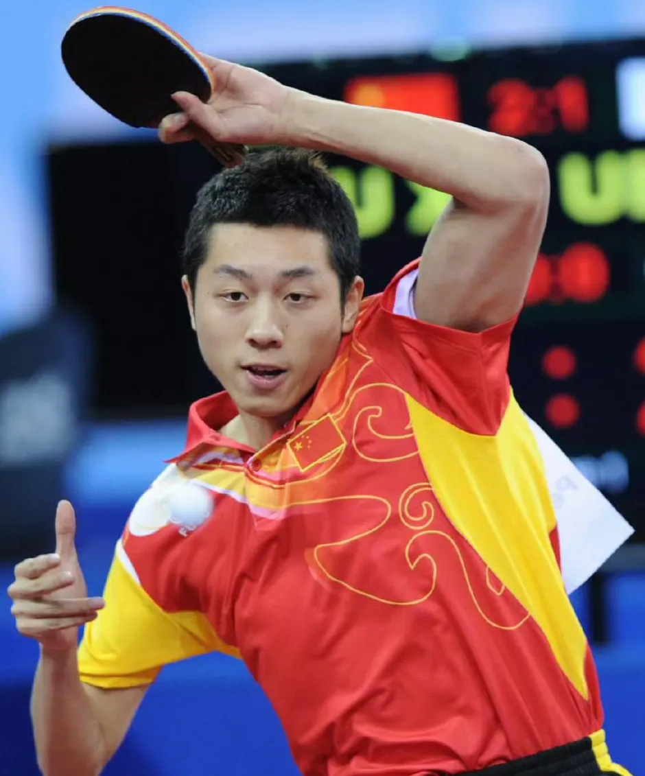 比利时乒乓球队强势日本乒乓球队，许昕完成帽子戏法