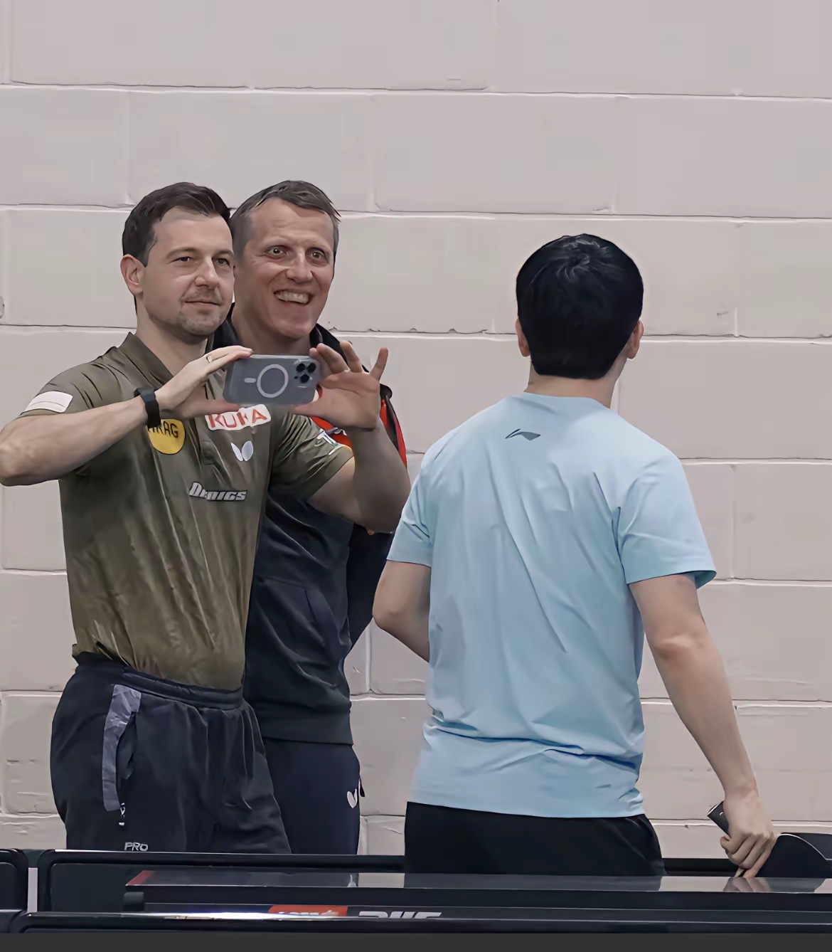 波兰乒乓球队爆冷德国乒乓球队,波尔统治全场 波兰乒乓球队爆冷德国乒乓球队,波尔统治全场