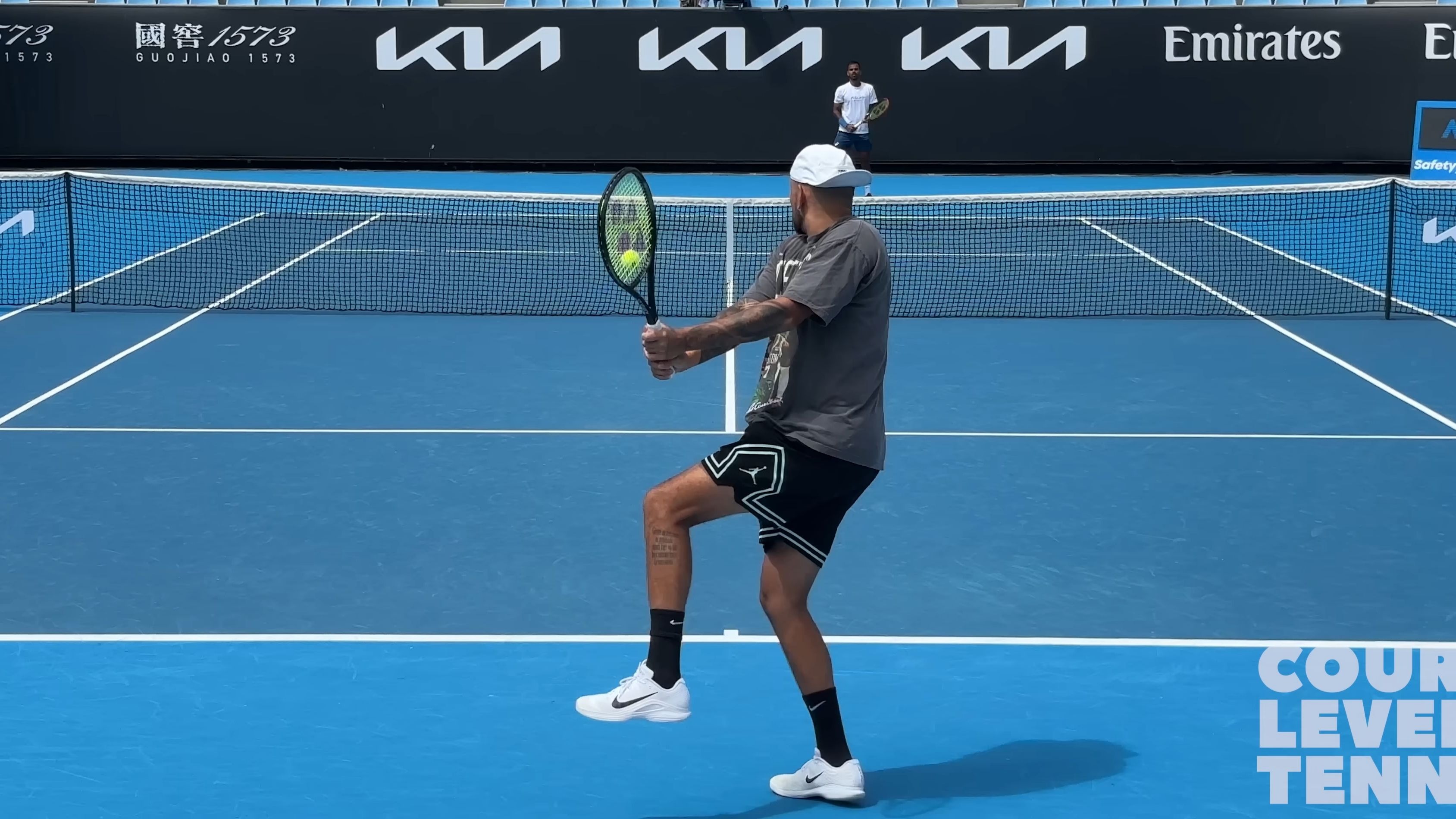 英国网球队逆转法国网球队，克耶高斯绝境逆转的简单介绍