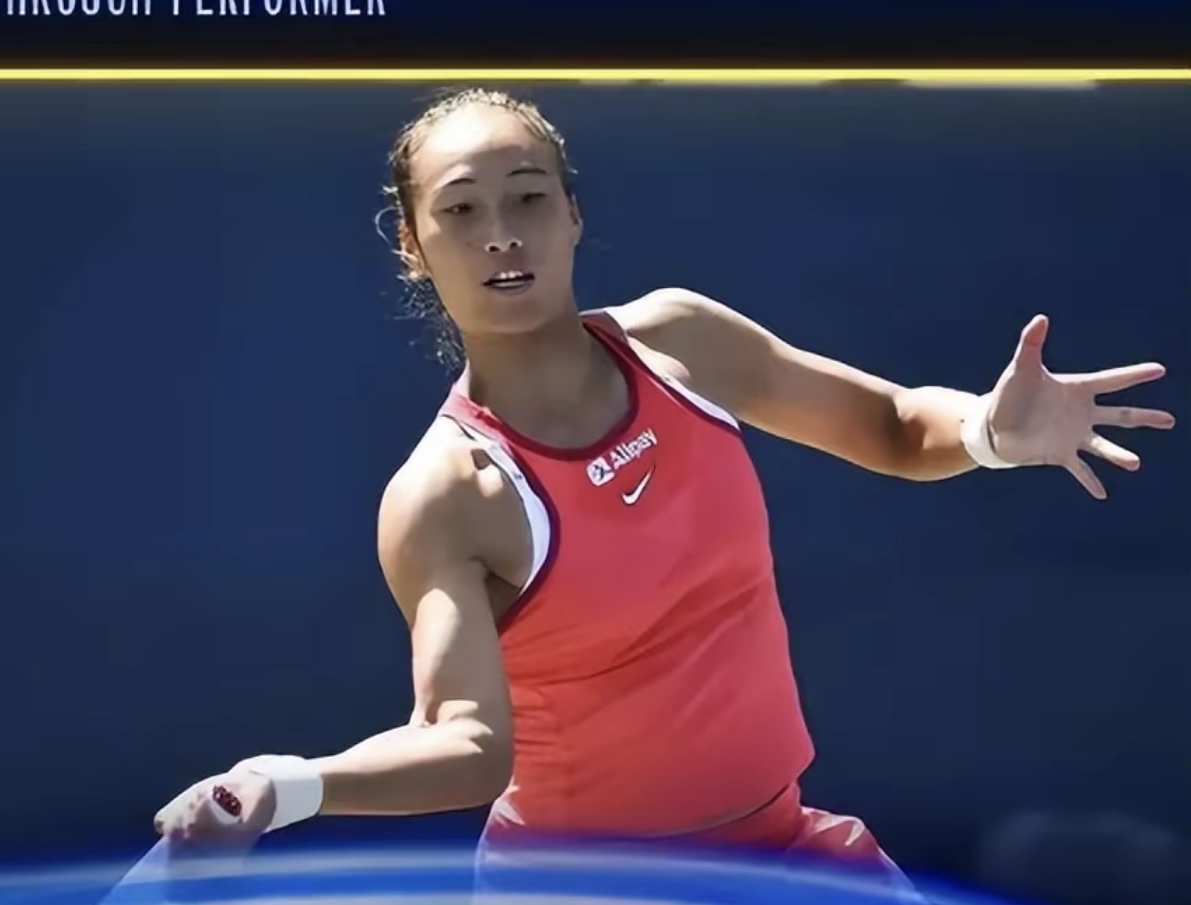 网球惊险逆转取胜,粉丝狂欢不已 网球惊险逆转取胜,粉丝狂欢不已