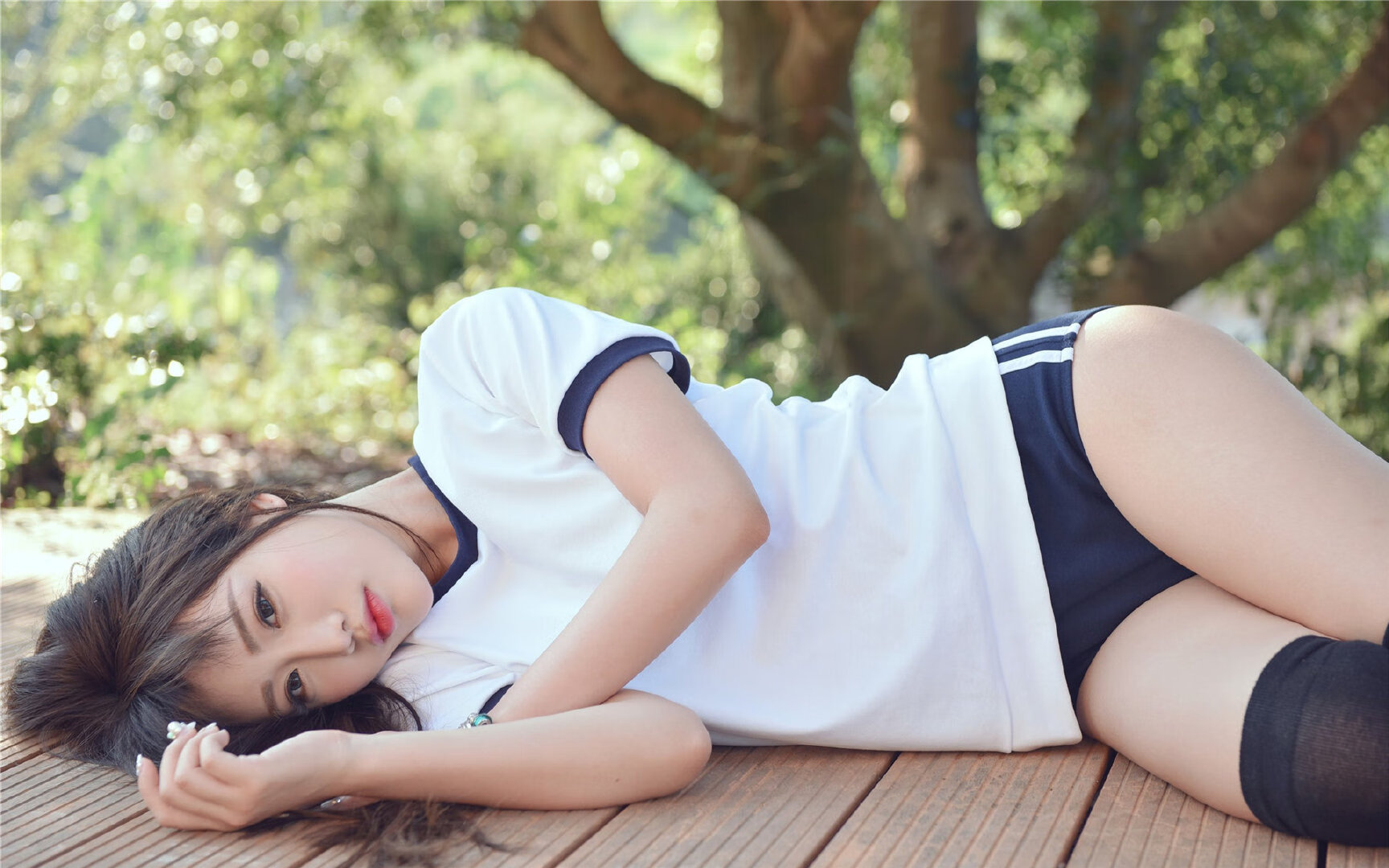 巴雷拉单骑救主！伊朗末节惊涛骇浪击溃牙买加