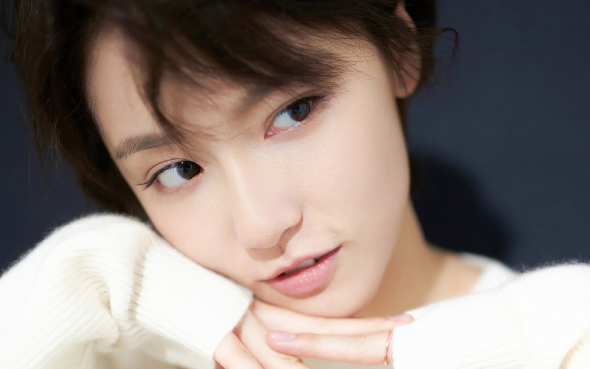 奥利维耶的永恒信号，几内亚封锁下塞维利亚的无声博弈