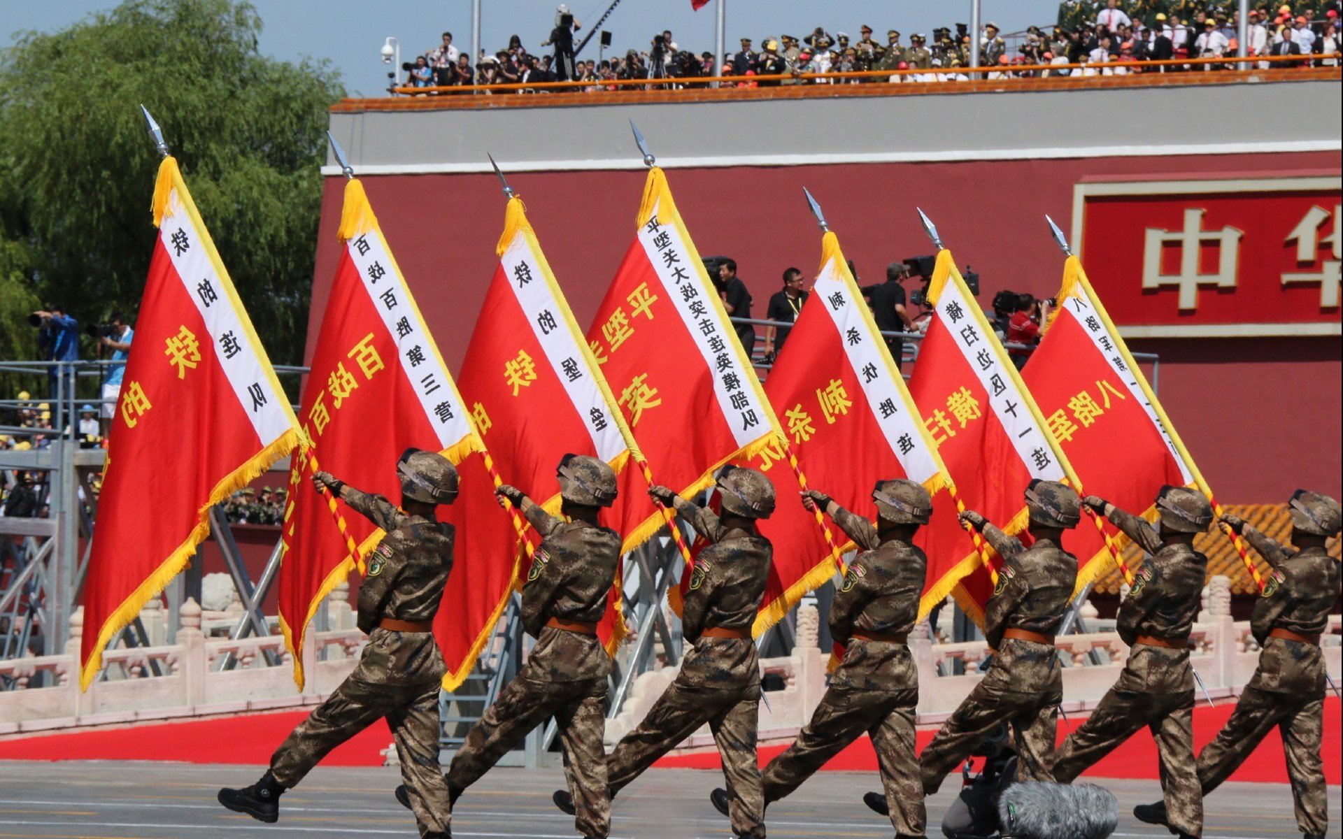 当个人传奇遭遇集体奇迹,基米希刷新纪录之夜与爱尔兰的历史性突破